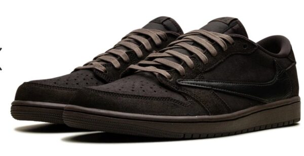 Air Jordan 1 Low OG
"Travis Scott - Velvet Brown"