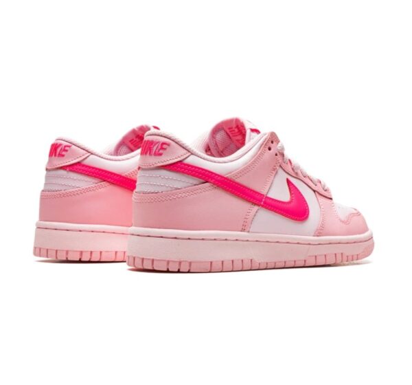 Dunk Low GS "Triple Pink"