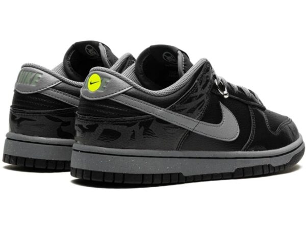 Dunk Low QS
"Berlin"
