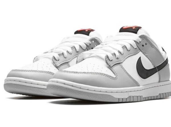 Dunk Low SE
"Lottery Pack - Grey"